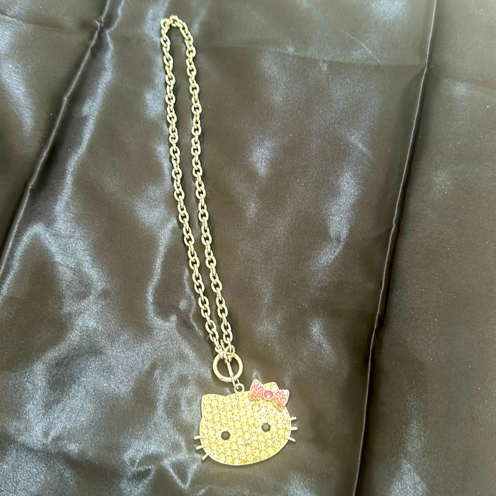 Vintage Hello Kitty Necklace - Picture 2 of 6